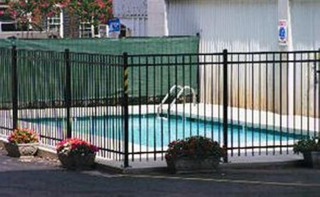 Days Inn By Wyndham Florence Downtown Facilities photo